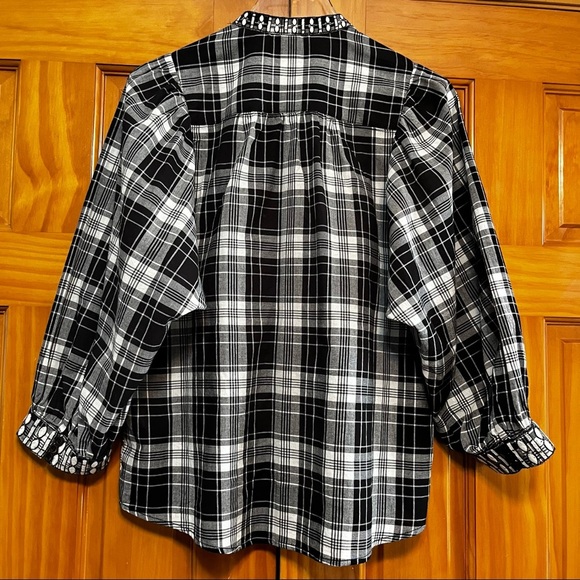 Pilcro Embroidered Black Plaid Top Small - Picture 7 of 7